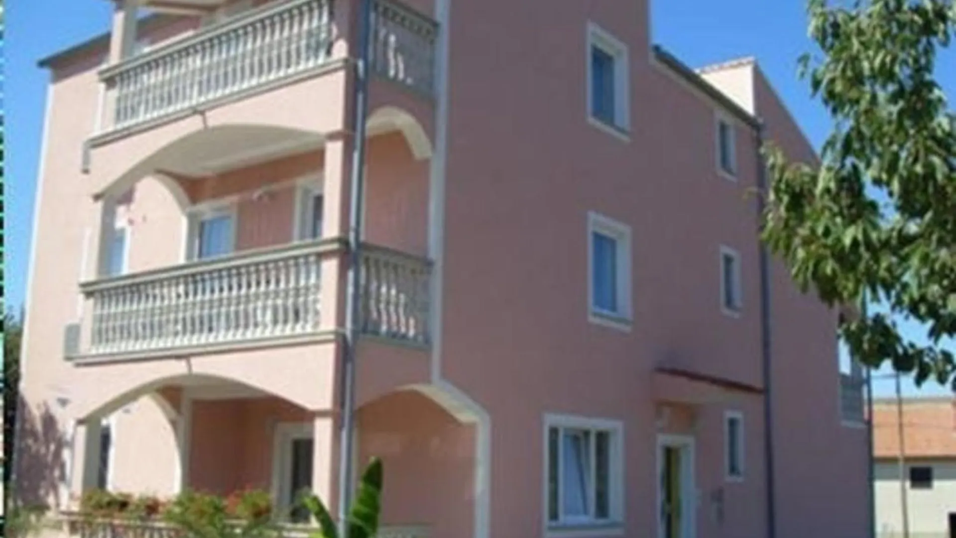 Ferienwohnung In Fazana Mit Garten Und Terrasse