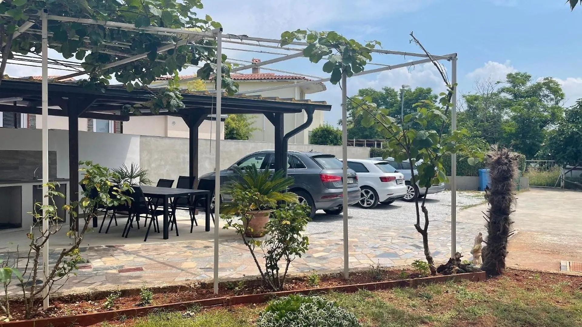 Ferienwohnung In Fazana Mit Garten Und Terrasse Croatia